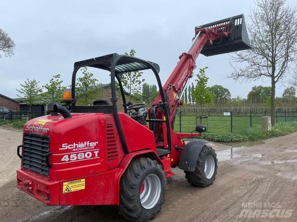 Schäffer 4580T Teleszkópos gumikerekes rakodók