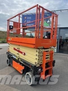 JLG 4045R Ollós emelők