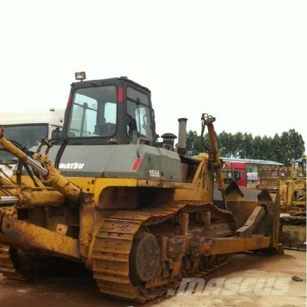 Komatsu d155a-3 lánctalpas dózerek