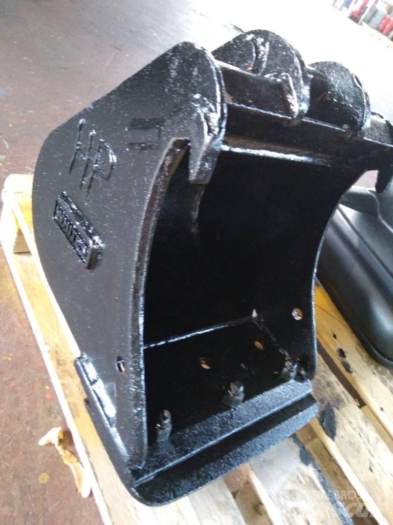 CAT 301.7 D Mini kotrók < 7t