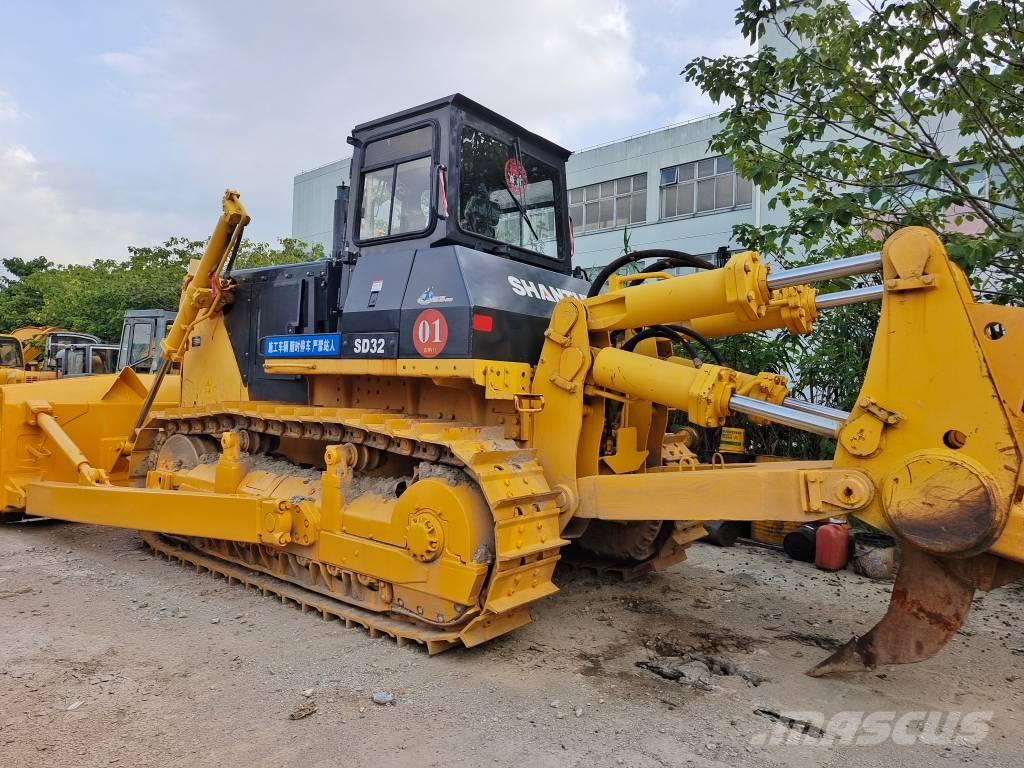 Shantui SD 32 lánctalpas dózerek