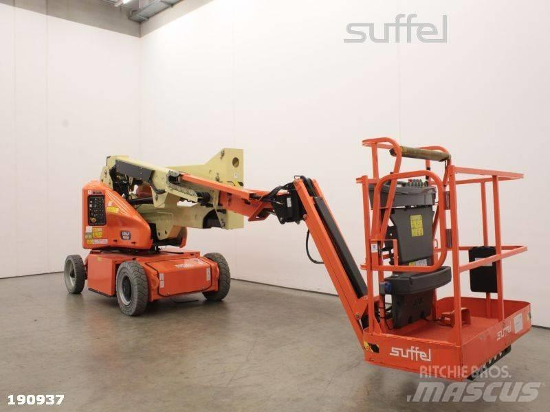 JLG E 400 AJPN Karos emelők