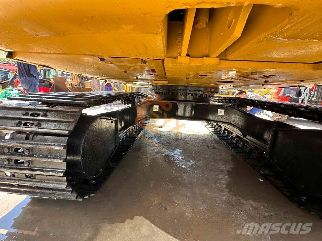 CAT 312D Lánctalpas kotrók