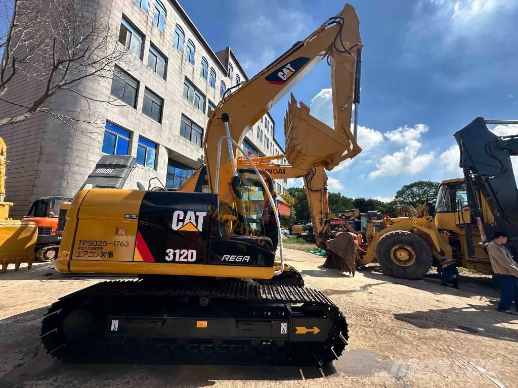 CAT 312D Lánctalpas kotrók