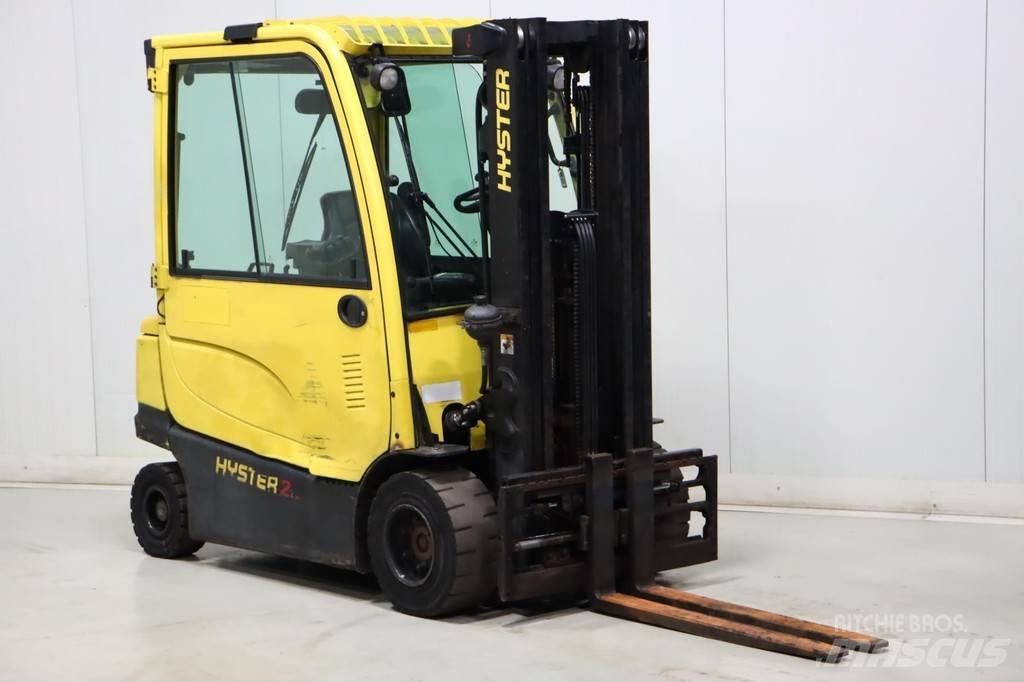 Hyster J2.5XN Elektromos targoncák