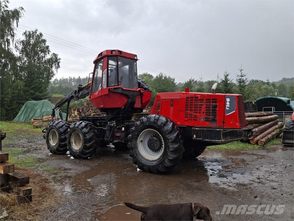Komatsu 941.1 Betakarítók