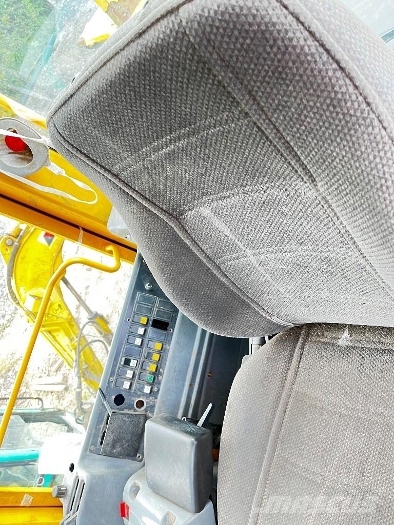 Volvo L 120 E Gumikerekes homlokrakodók