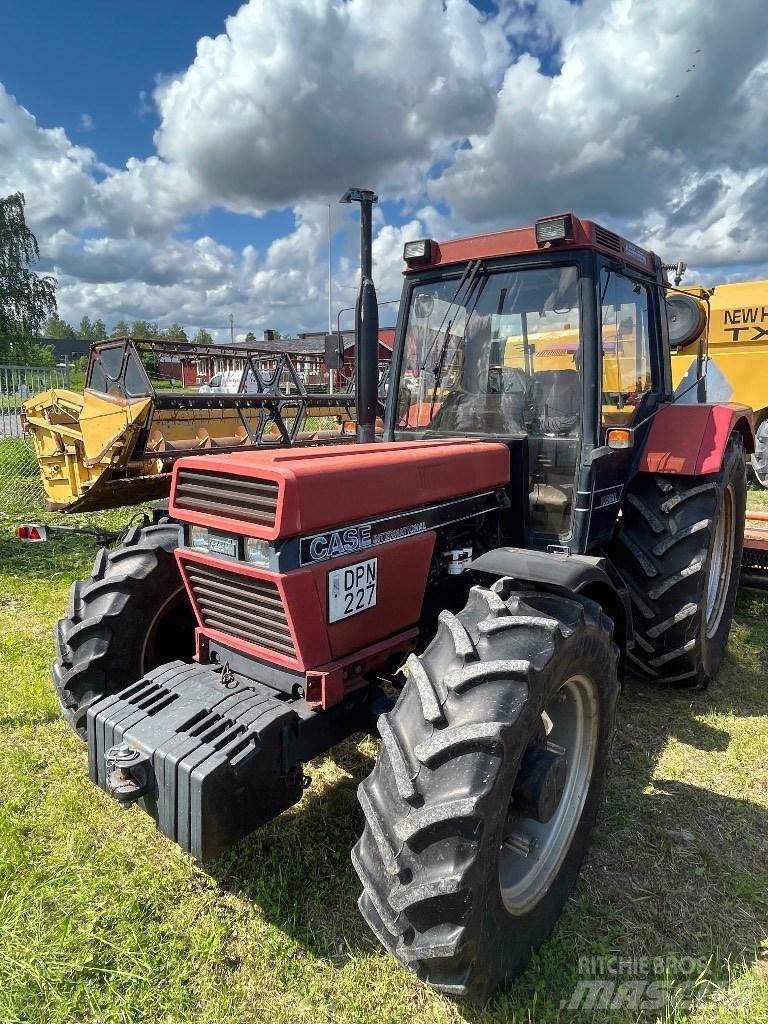 Case IH 1056 XL A Traktorok