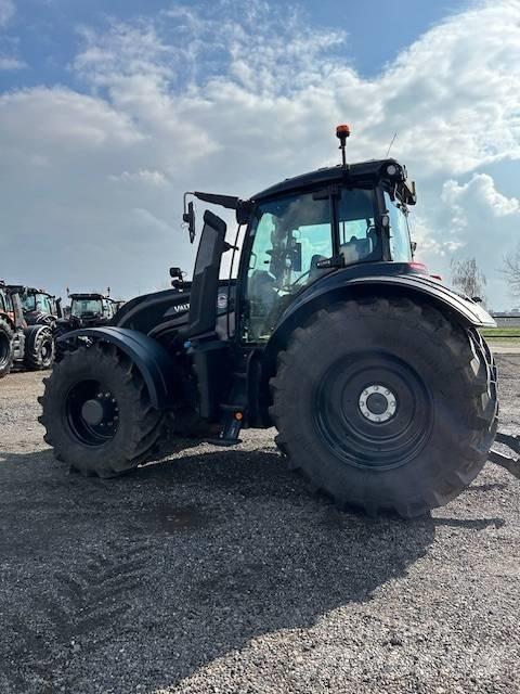 Valtra T 235 D Traktorok