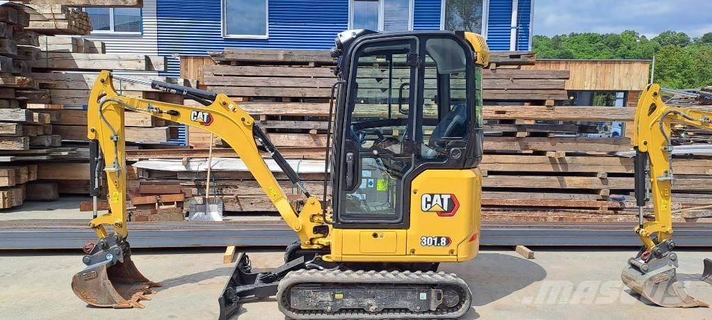 CAT 301.8 Mini kotrók < 7t