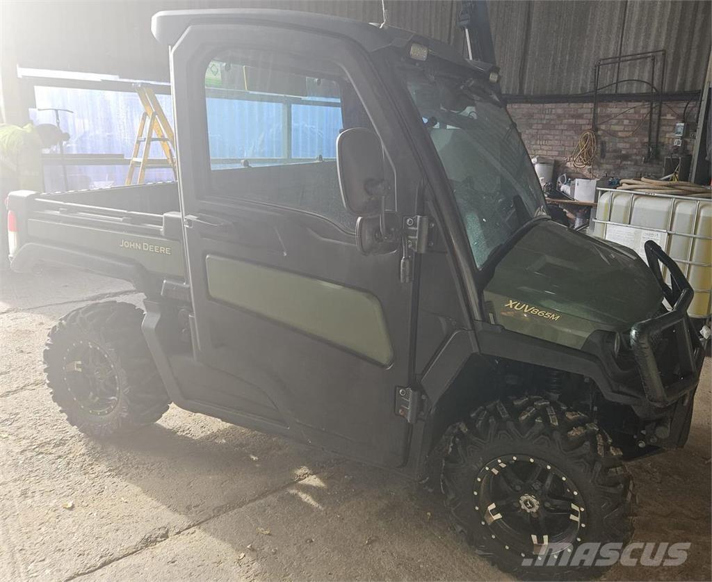 John Deere XUV865M ATV-k