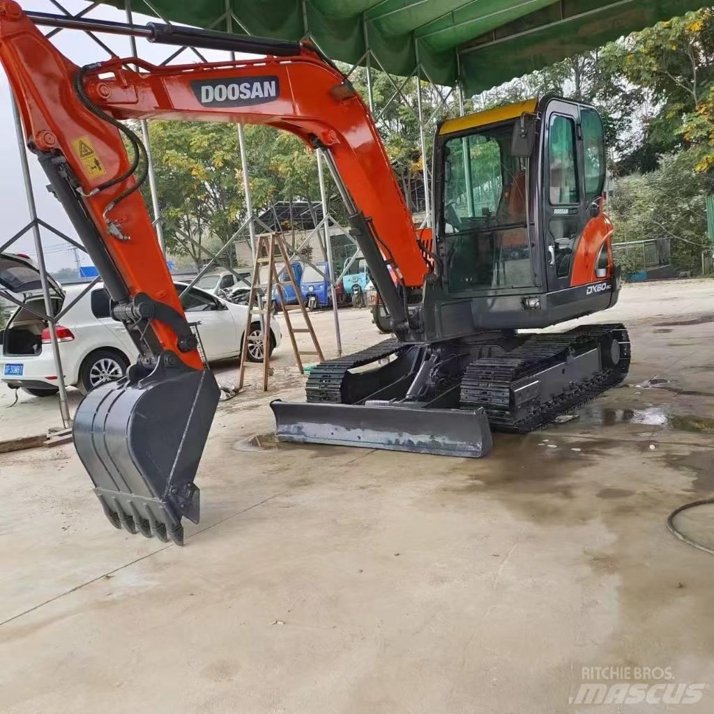 Doosan DX 60-9 C Lánctalpas kotrók