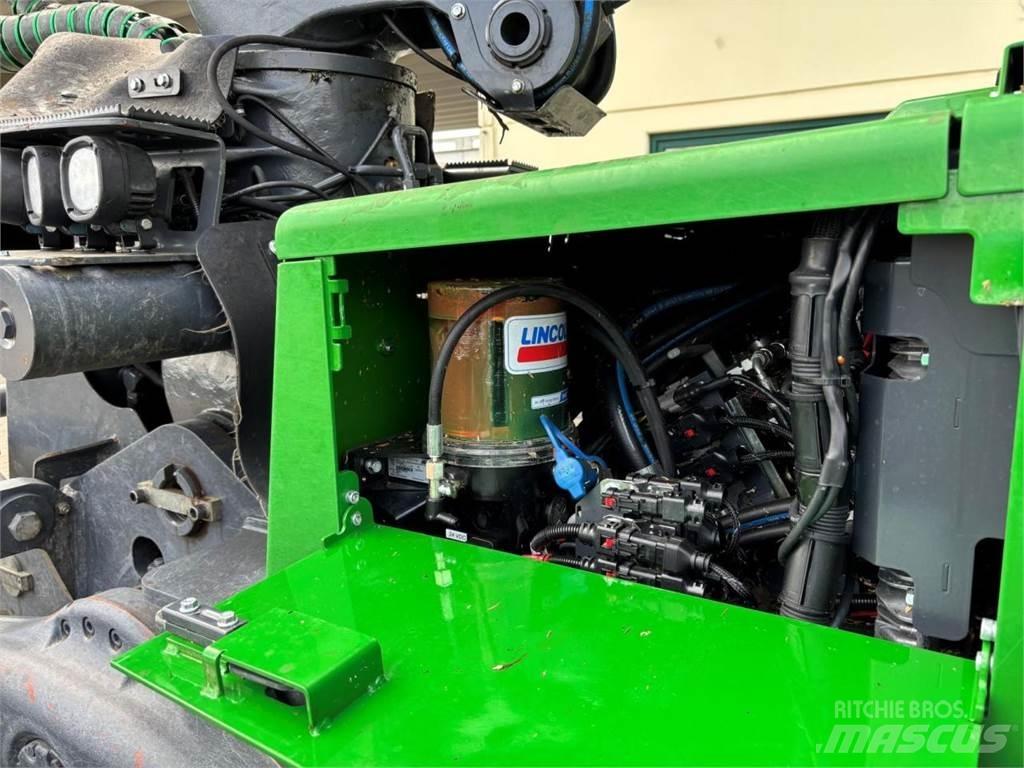 John Deere 1170 G Betakarítók