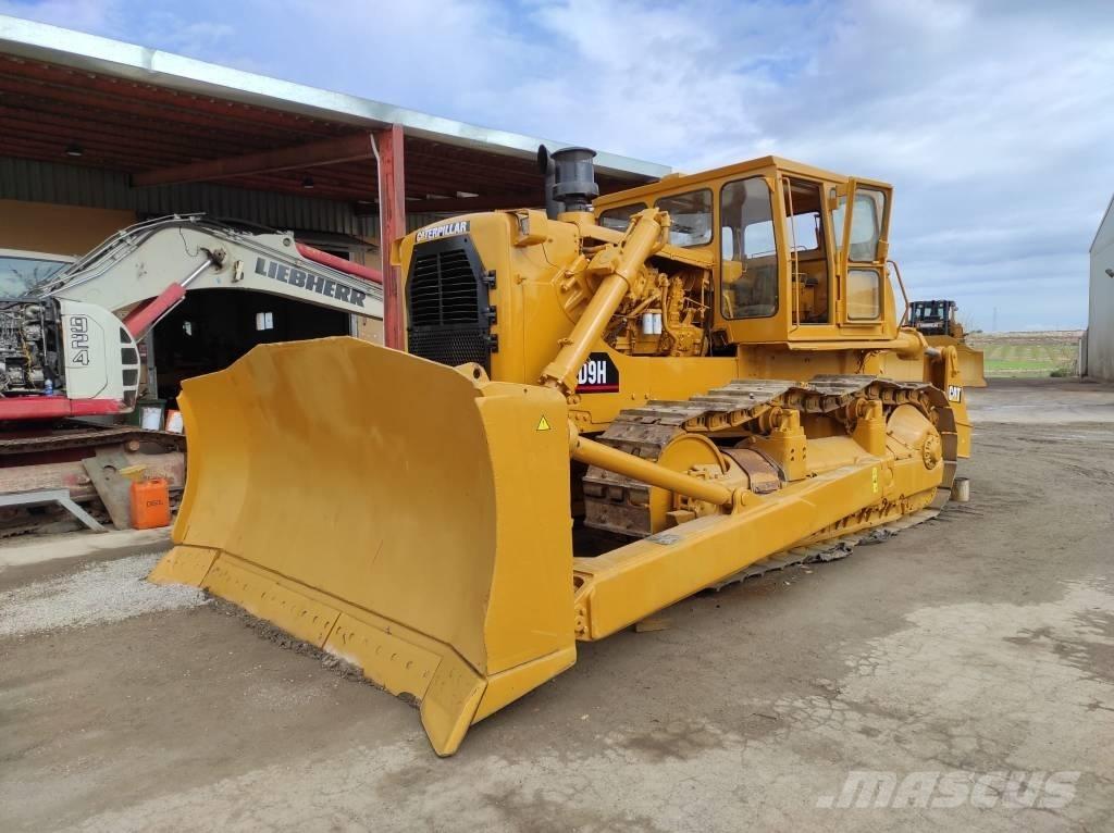 CAT D 9 H lánctalpas dózerek