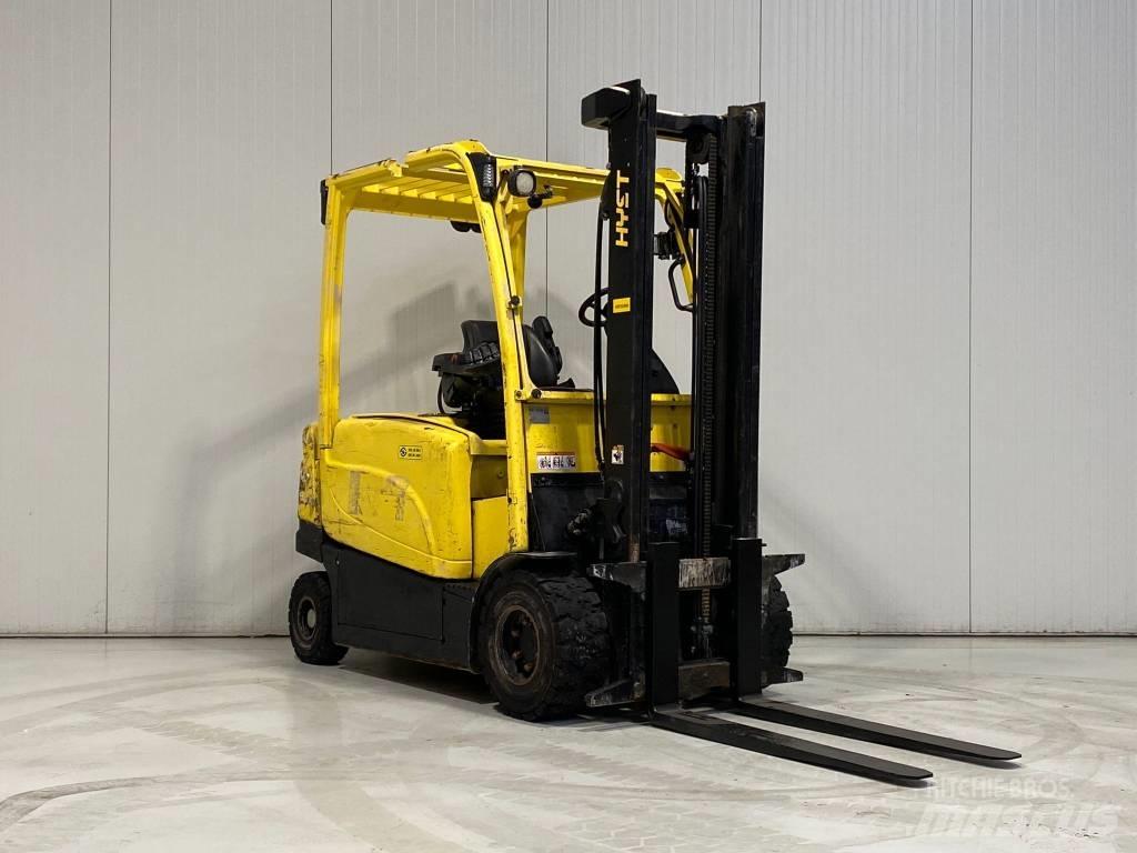 Hyster J3.0XN Elektromos targoncák