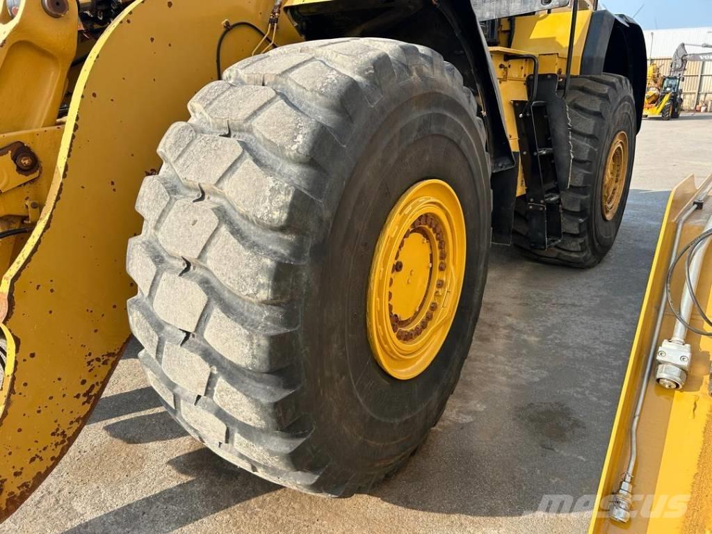CAT 980 Gumikerekes homlokrakodók