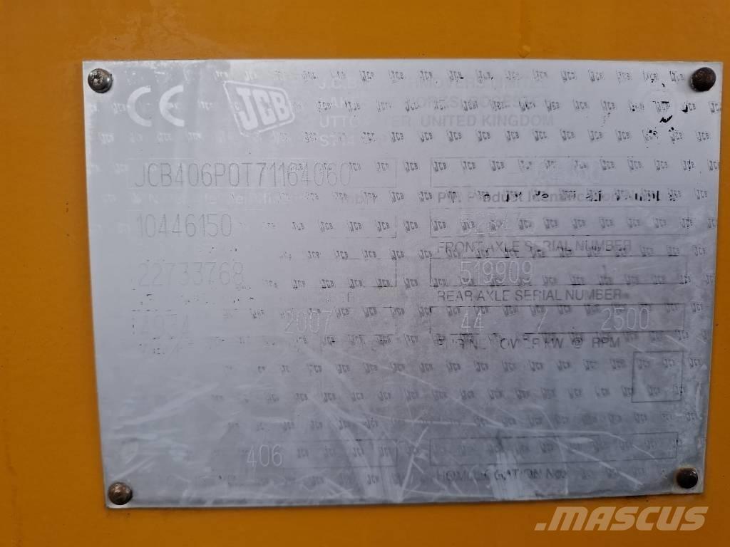 JCB 406 Gumikerekes homlokrakodók