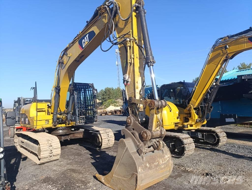 CAT 319D Lánctalpas kotrók