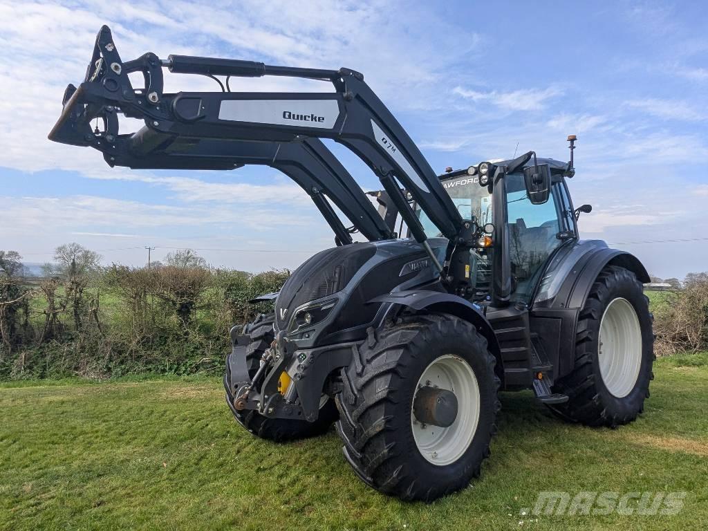 Valtra T 254 Traktorok