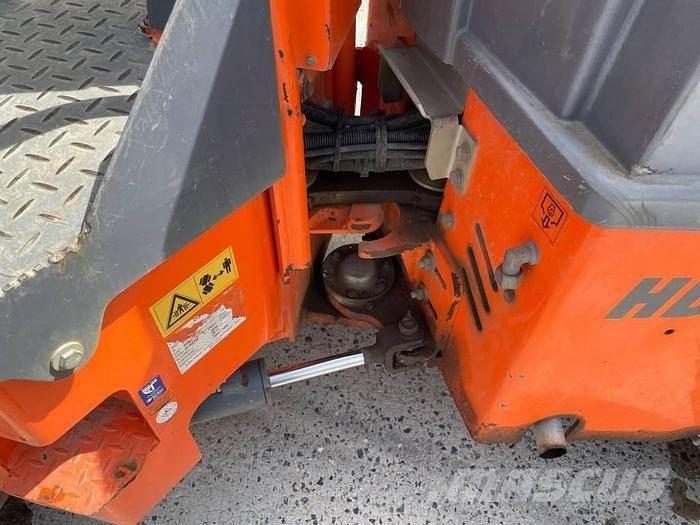 Hamm HD12 VV Ikerdobos hengerek