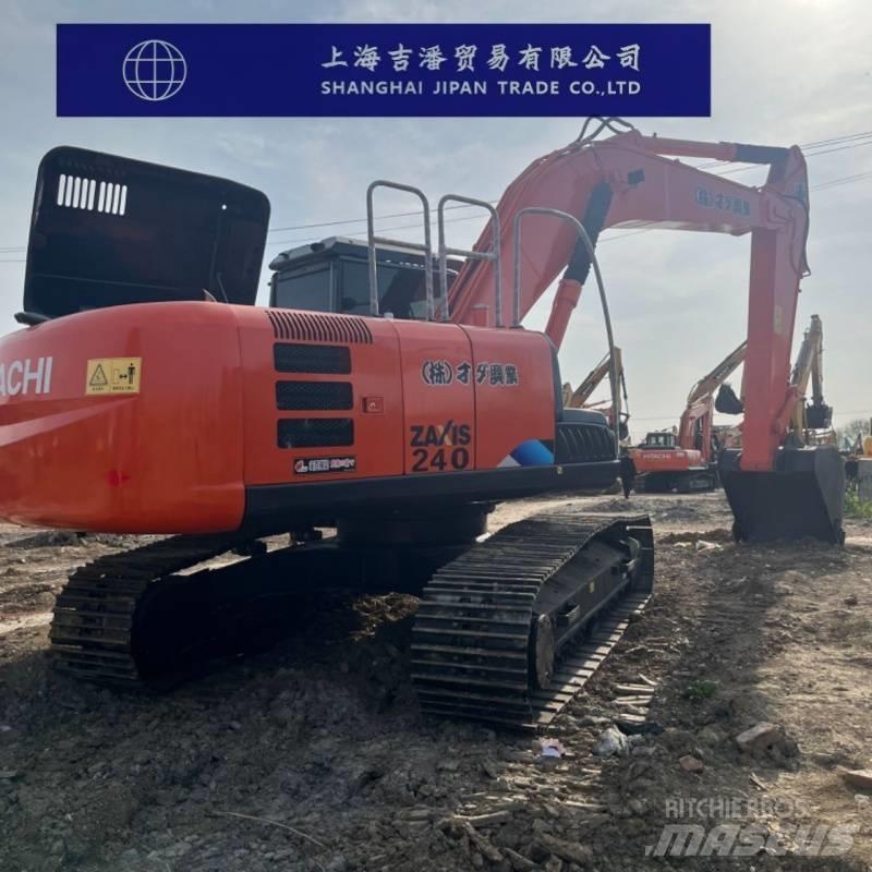 Hitachi ZX 240 Lánctalpas kotrók
