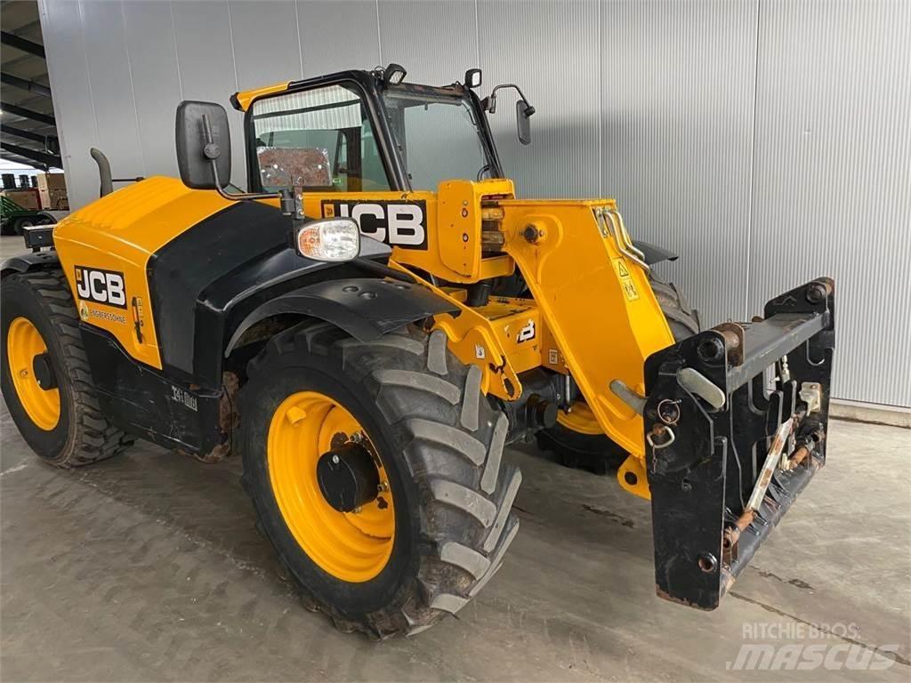 JCB 527-58 Agri Teleszkópos mezőgazdasági rakodók