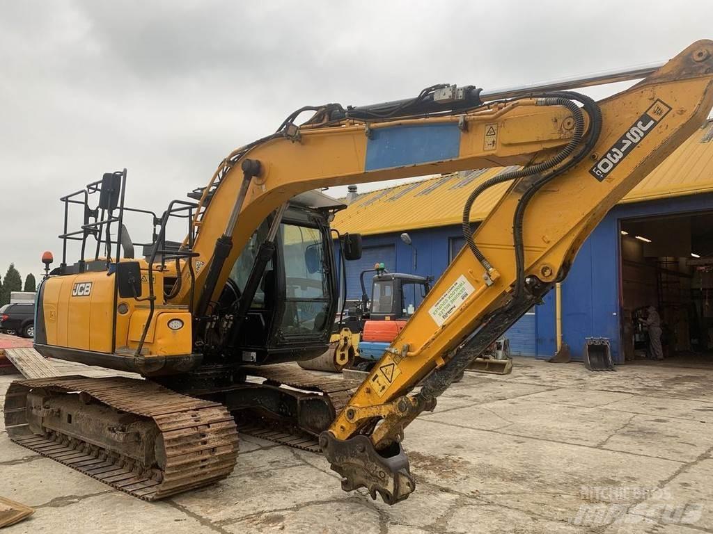 JCB JS130 Lánctalpas kotrók