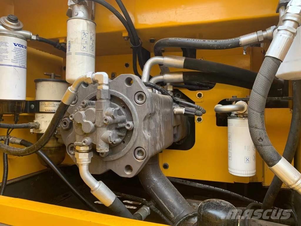 Volvo EC 300 D Lánctalpas kotrók