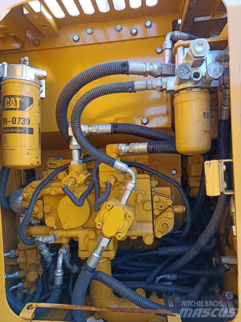 CAT 312 D Lánctalpas kotrók