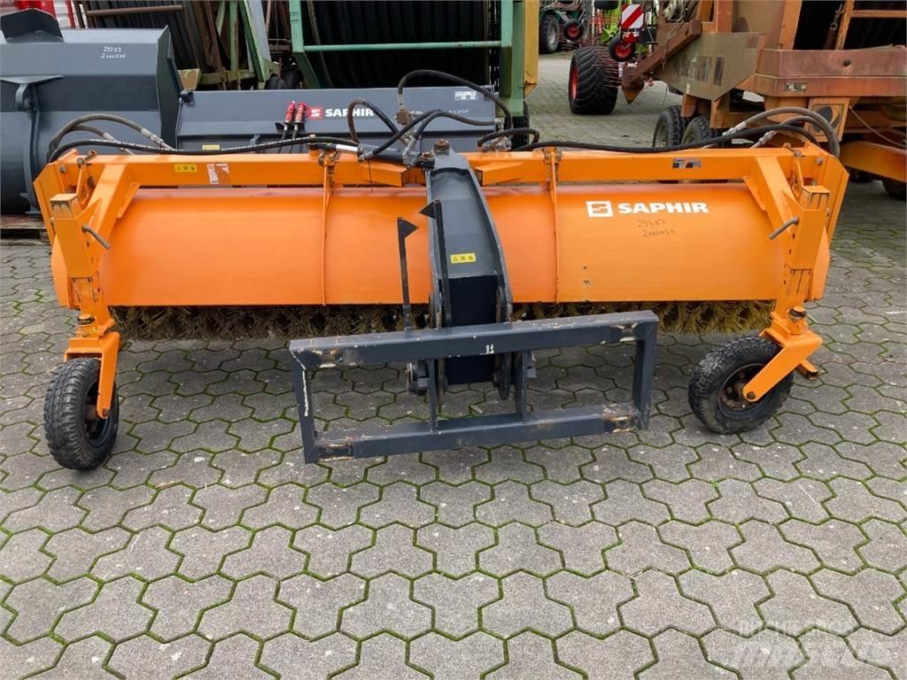 Saphir SKM 30 Úttakarító gépek