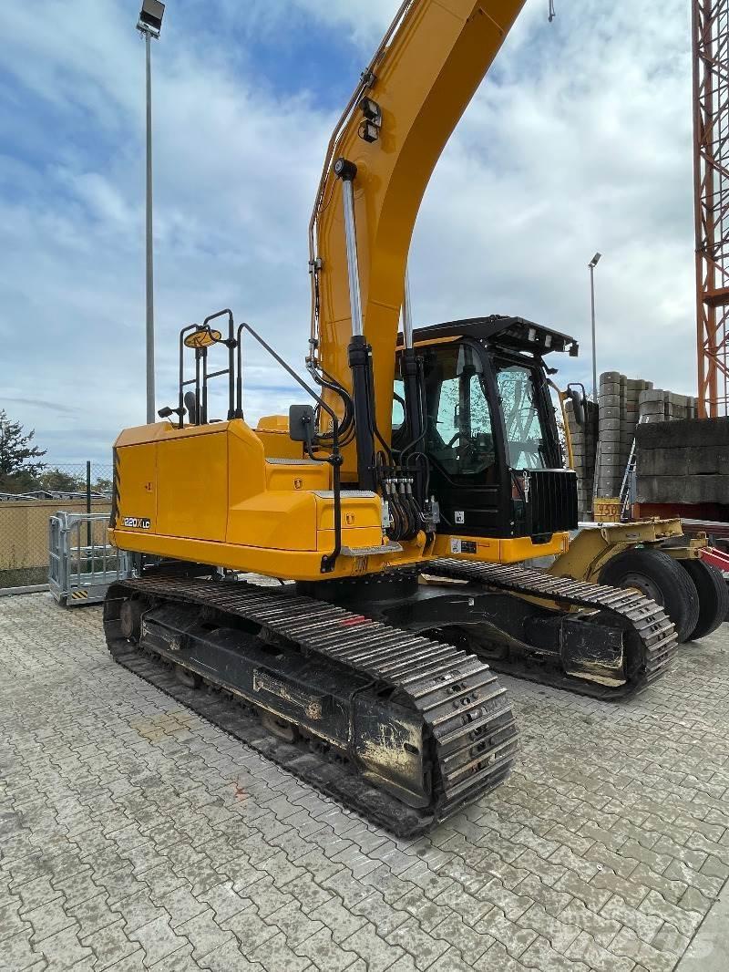 JCB 220 X LC Lánctalpas kotrók