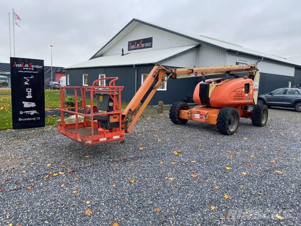 JLG 600 AJ Karos emelők