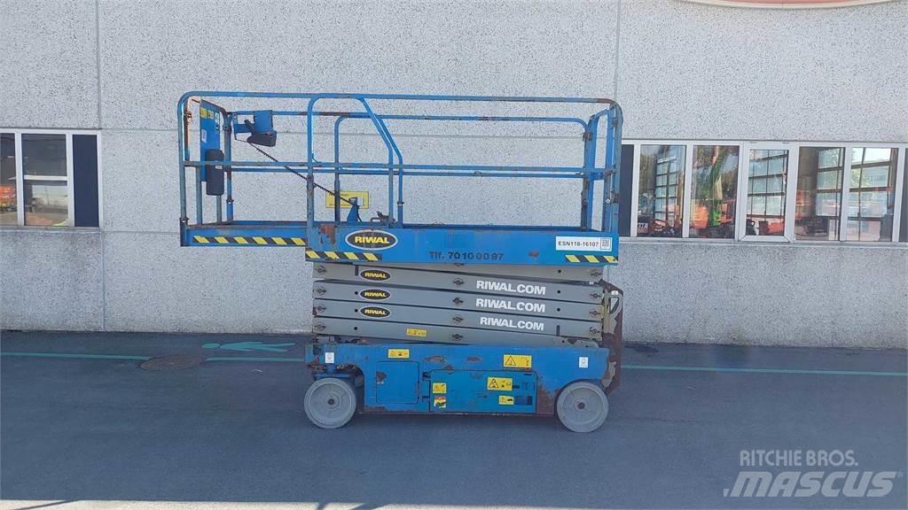 Genie GS3246 Ollós emelők
