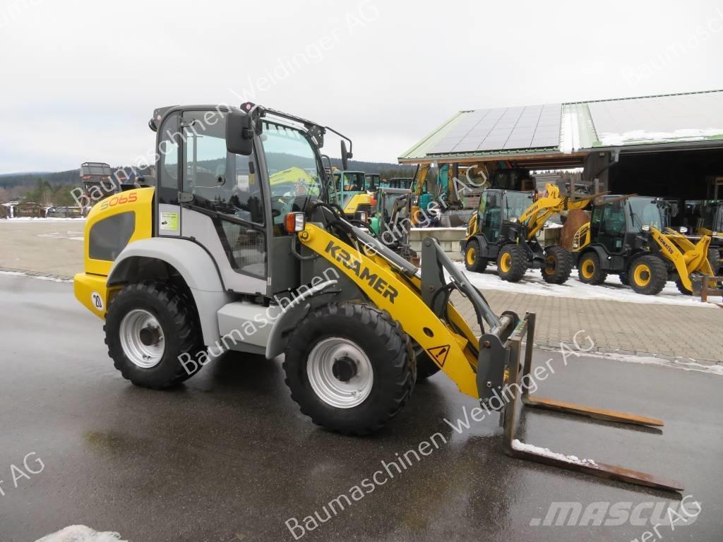 Yanmar V 80 Gumikerekes homlokrakodók