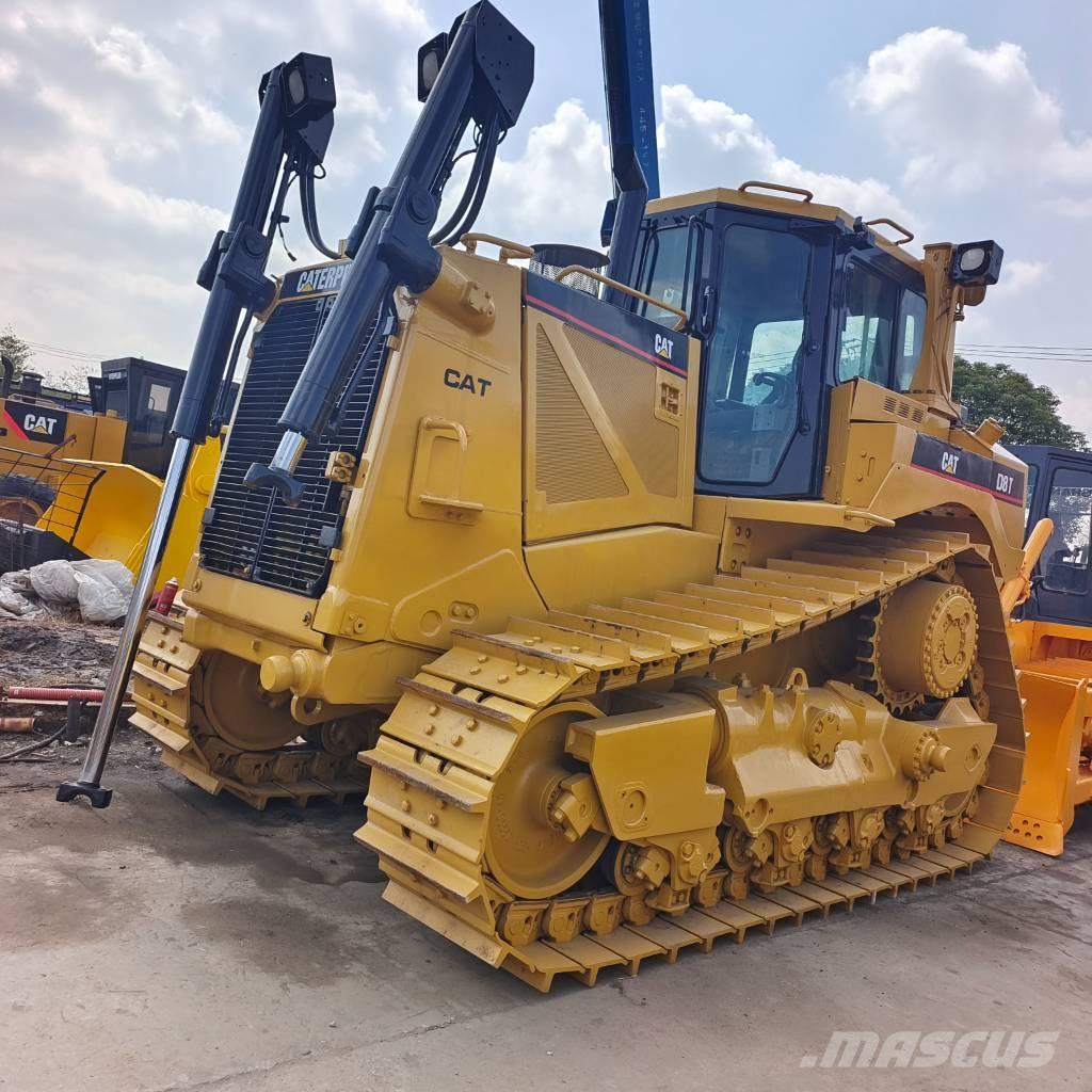 CAT D 8 T lánctalpas dózerek