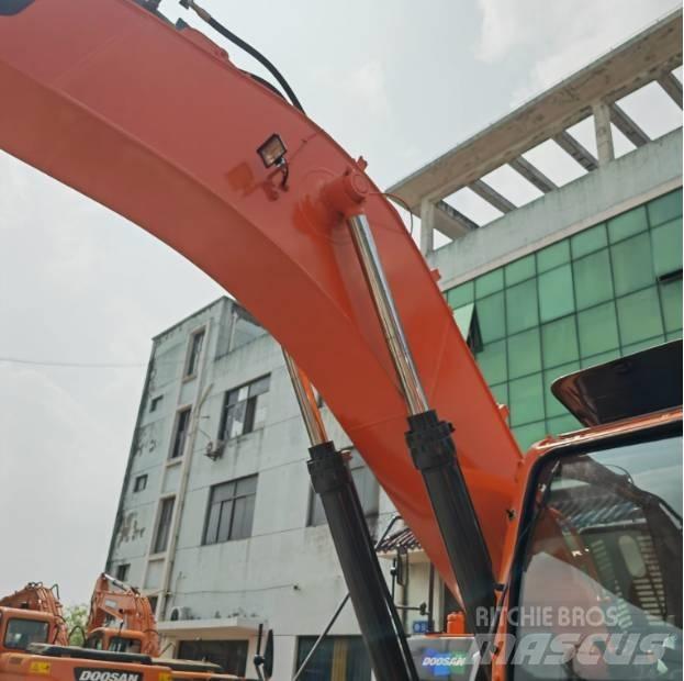 Doosan DX340LC-9C Lánctalpas kotrók