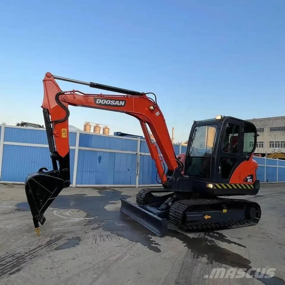 Doosan DX60-9C Mini kotrók < 7t