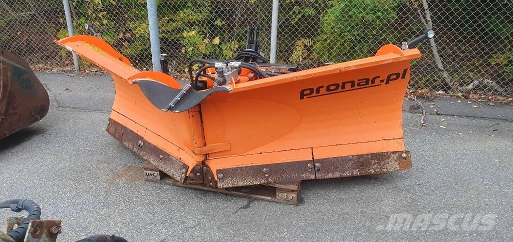 Pronar PUV 2800 M Hóeltakarítók