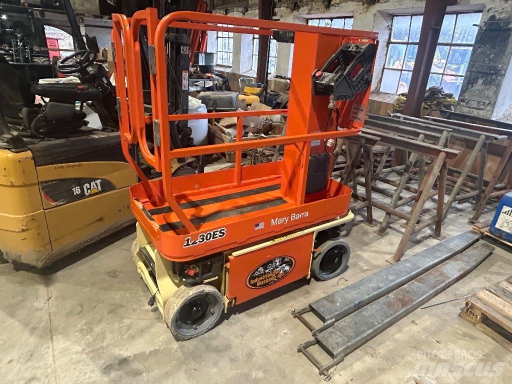JLG 1230 ES Személyemelők