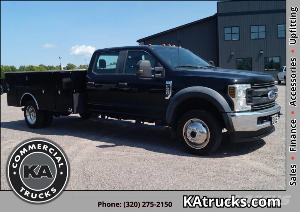 Ford F 550 XL SD Kis teherszállító/Platós kocsi
