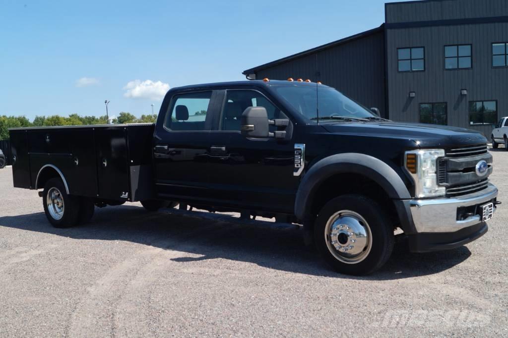 Ford F 550 XL SD Kis teherszállító/Platós kocsi