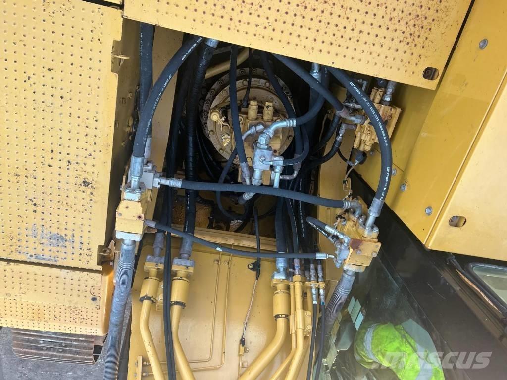 CAT 336 F L Lánctalpas kotrók