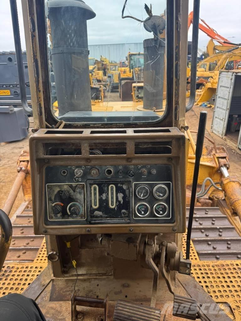 CAT D 8 N lánctalpas dózerek