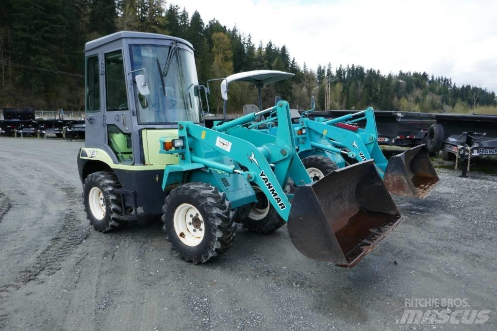 Yanmar V3-5B Gumikerekes homlokrakodók