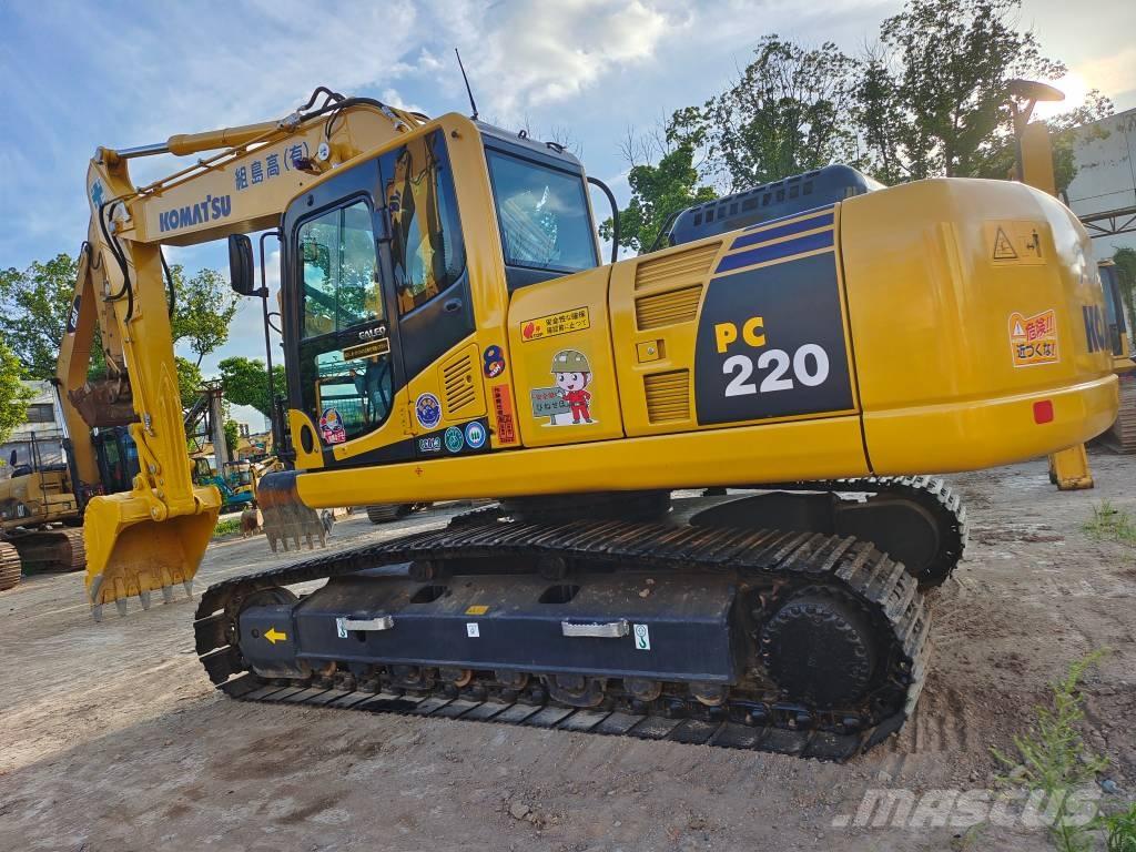 Komatsu PC 220 Lánctalpas kotrók