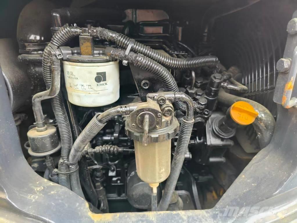 Komatsu PC 35 MR Mini kotrók < 7t