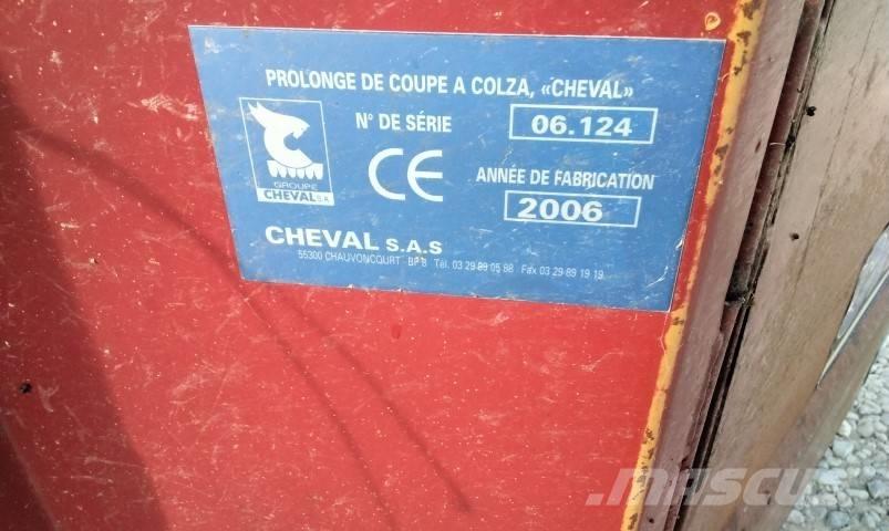 CHEVAL 6.7M Kombájn tartozékok
