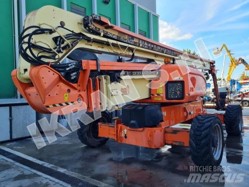 JLG 1250 AJP Karos emelők