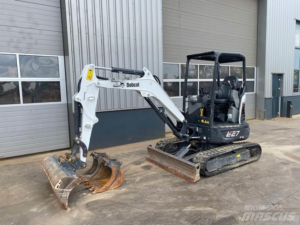 Bobcat E27 Speciális kotrók