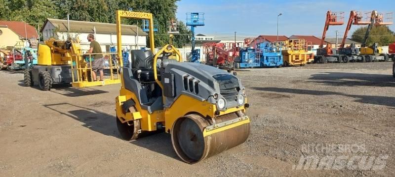 Hamm HD10C VV Ikerdobos hengerek